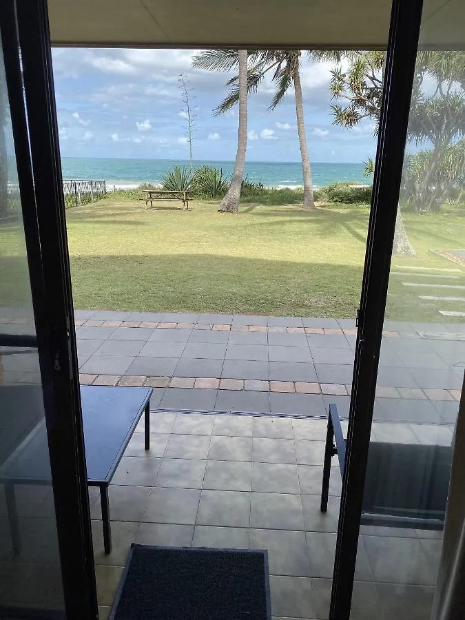 Apartment Horizons Unit 2 Beachfront Unit Bargara